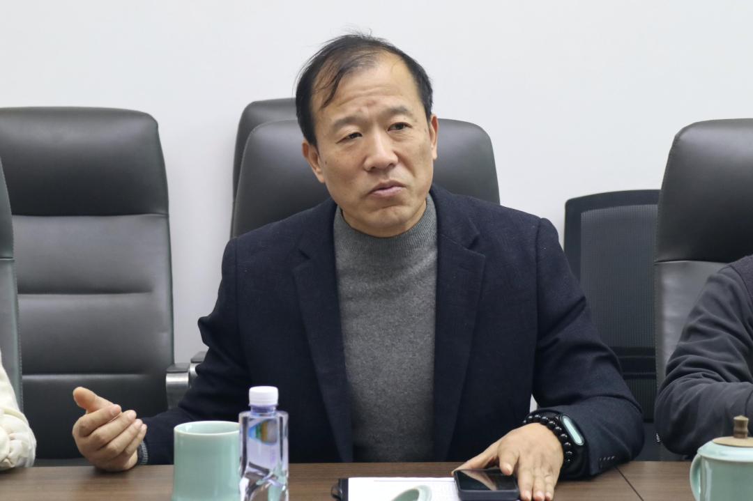 IMG_9893(1).jpg IMG_9893(1).jpg